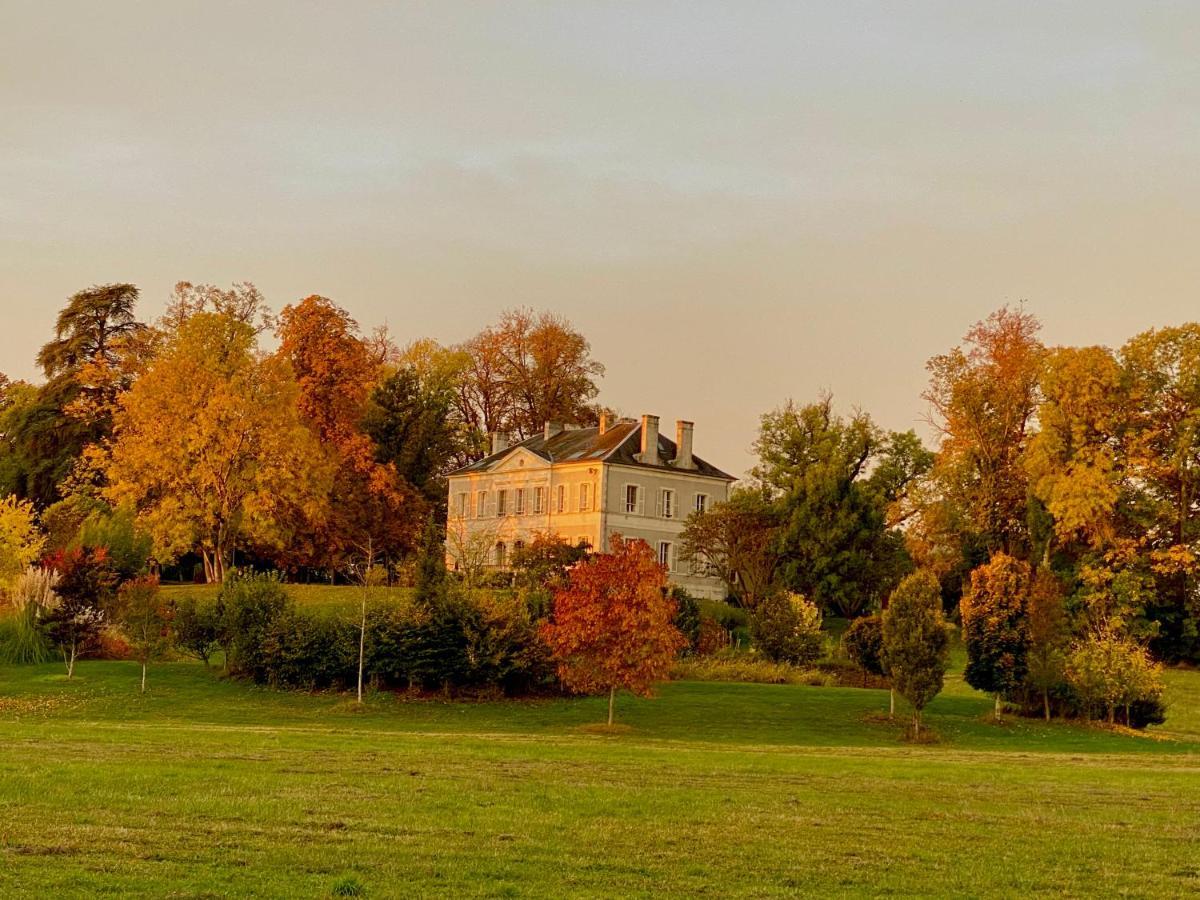 B&B Chateau De Preuil Vallenay Екстериор снимка
