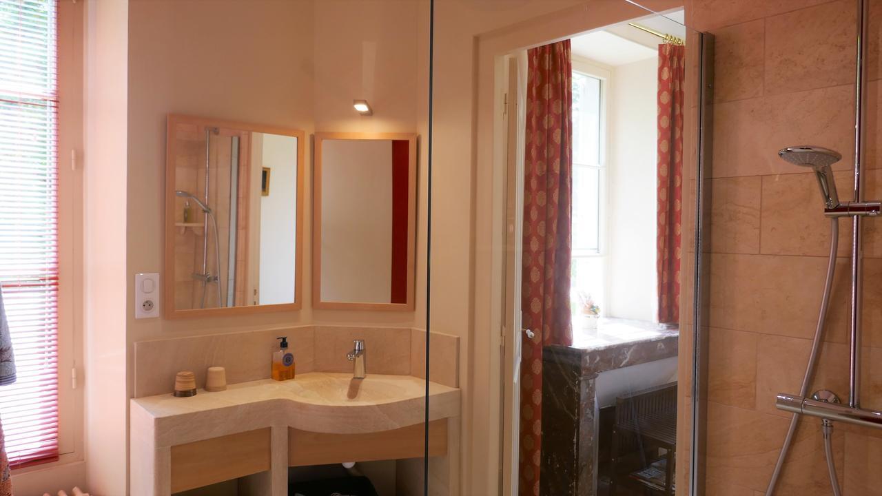 B&B Chateau De Preuil Vallenay Екстериор снимка